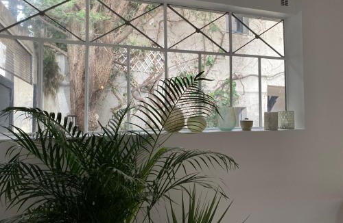 Gare Villa | Artist's Home - Villa & Private Courtyard - 200m2