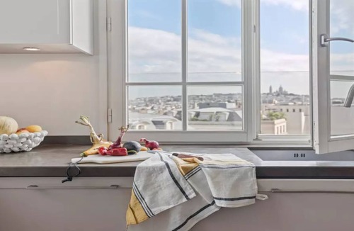 L'Europe Apartment | Be amazed by the stunning panoramic view-Paris Saint-Augustin