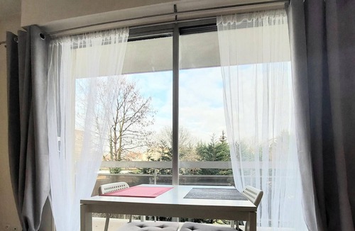 Les Pavillons-sous-Bois Apartment | Beautiful apartment in Les Pavillons-sous-Boi