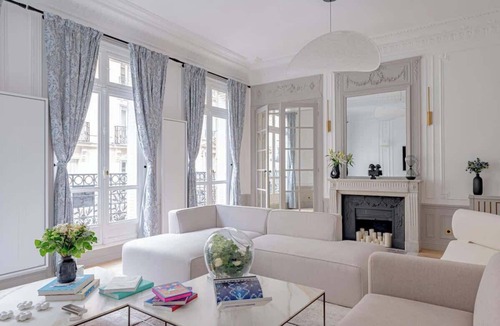 Porte-Dauphine Apartment | Beautiful and Stylish 2 Beds in Trocadéro 16th
