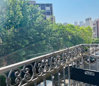 Croulebarbe Apartment | Beautiful apartment with balcony