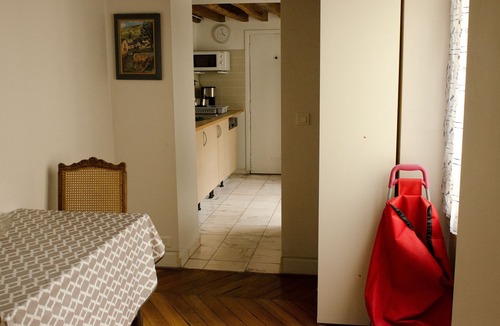 Madeleine Apartment | Beautiful, family-ready space in the historical heart of Paris!