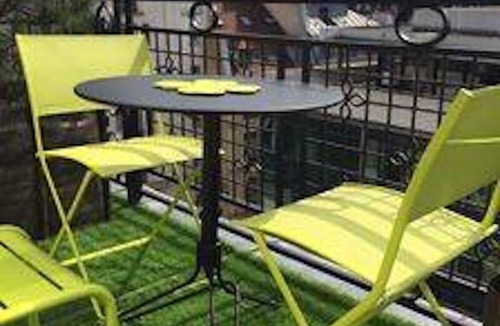 3rd Arrondissement Apartment | Beautiful Paris 2BR/2BA Apartment, 4eme (6 Guests) in Paris