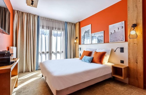 Flaine Hotel | Belambra Clubs Flaine Panorama - All inclusive - Premium 2 Bedroom Apartment 4 Adults and 1 Child with Balcony and View