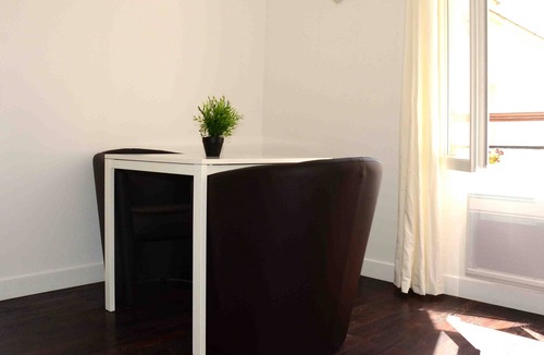 9th Arrondissement Apartment | Between Opera and Montmartre Preview Ad