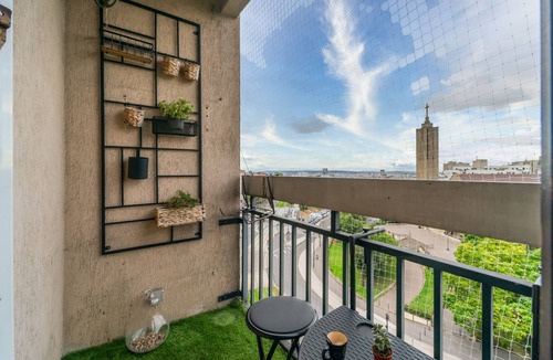 Amerique Apartment | Blue Light - Appt pour 4p, Paris