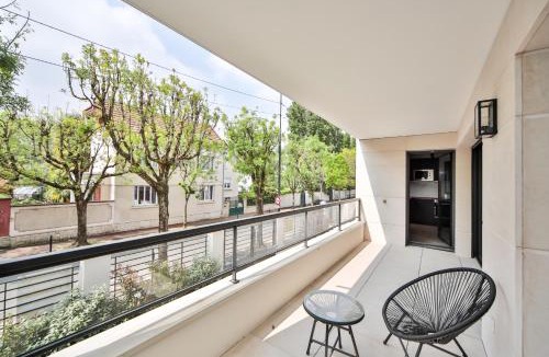 La Varenne Saint-Hilaire Apartment | Blue Nights Appartements 69