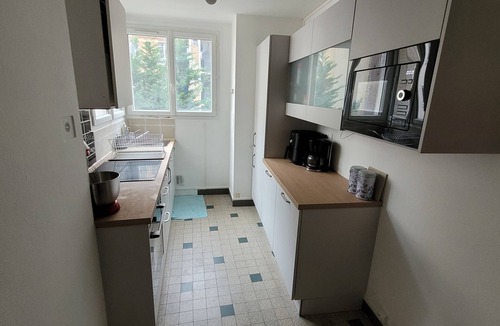 Clichy Apartment | Bright and quiet accommodation