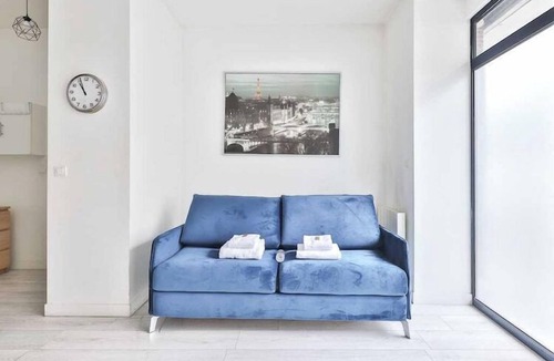 Gare Apartment | Bright apartment - 1BR/4P - Gare