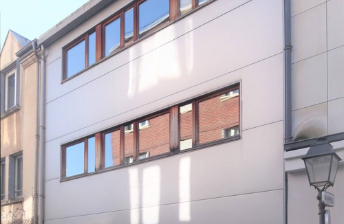 Amerique House | Bright architect-designed house, 10 minutes from the center of Paris,(sleeps 6)