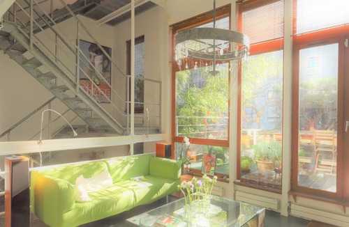 Amerique House | Bright architect-designed house, 10 minutes from the center of Paris,(sleeps 6)