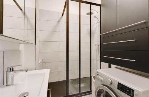 Necker Apartment | Bright Getaway near Montparnasse