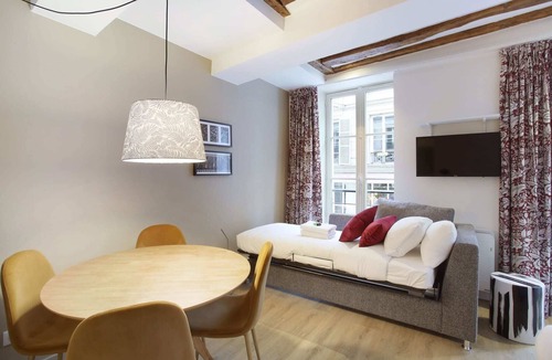 Quartier du Faubourg-Montmartre Apartment | Cadet 103 - Studio Apartment, Sleeps 3