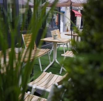 Clichy Hotel | CAMPANILE PARIS - Clichy Centre