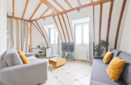 Strasbourg -Saint-Denis Apartment | Center of Paris Luxurious Studio Apartment Free NetFlix