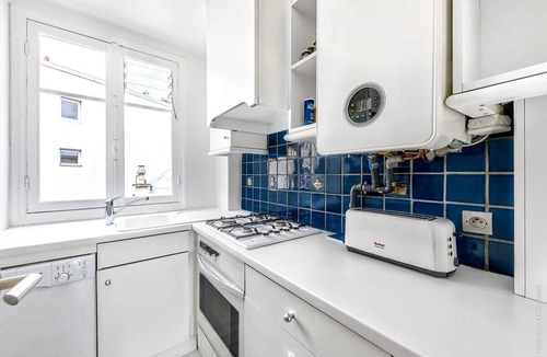 Chaillot Apartment | Chaillot - Lübeck I 1bdr by B'Your Home