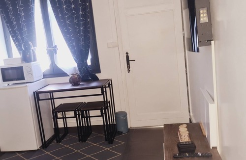 Adamville House | Chambre Indépendante au Calme Saint-maur-des-fossés