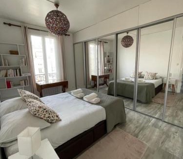 Le Kremlin-Bicetre Apartment | Charmant 2 pièces, Paris Porte d'Italie Métro Lignes 7 et 14, Tramway Ligne T3a
