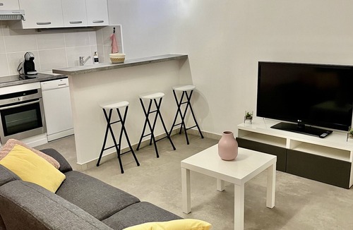 Noisy-le-Sec Apartment | Charmant Appartement Noisy-le-Sec à 20min de Paris. Atmosphère chaleureuse!