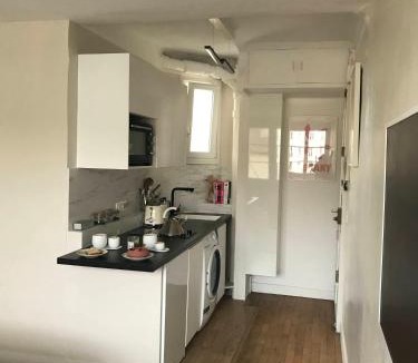 Epinettes Apartment | Charmant appartement Batignolles