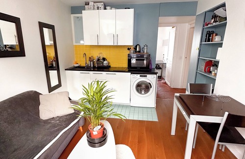Combat Apartment | Charmant ET Lumineux 2 Pièces EN Plein Coeur DE Paris