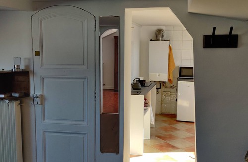Lagny-sur-Marne Condo | Charming 2 rooms just minutes from Disneyland.