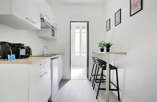 Vignerons Apartment | Charming apartment -1BR/4P- Château de Vincennes