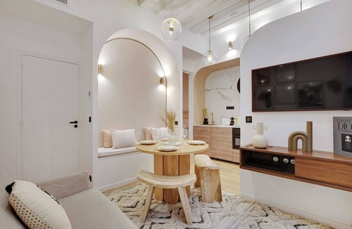 Quartier Sainte-Avoye Apartment | Charming apartment - 1BR/4P - AC - Marais