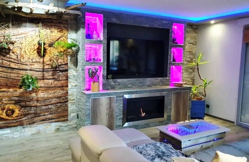 Rumilly Apartment | CHARMING APARTMENT WITH GARDEN AND HAMMAM