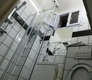 Quartier de la Folie-Mericourt Apartment | Charming central Paris Studio
