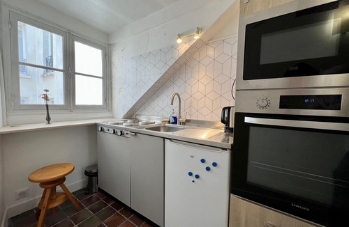 3rd Arrondissement Apartment | Charming Marais apartment