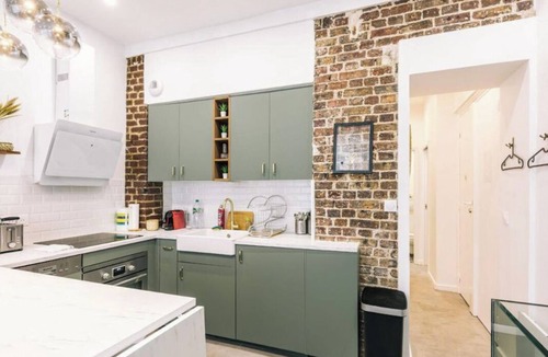 Epinettes Apartment | Charming Parisian Loft in Batignolles