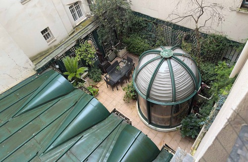 Quartier de la Place-Vendome Apartment | Charming Tuileries/ 1 Bed Apt next to Musee Du Louvre