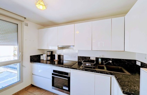 Asnieres-sur-Seine Apartment | Chic and comfortable apart with Parking and Terrace