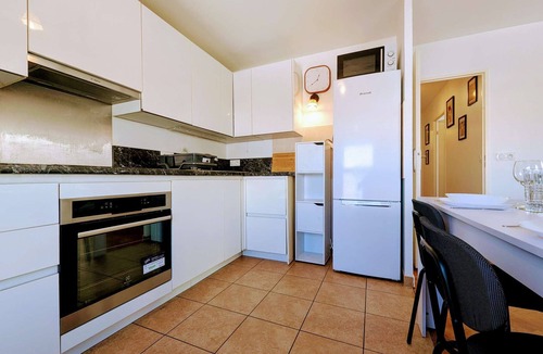 Asnieres-sur-Seine Apartment | Chic and comfortable apart with Parking and Terrace