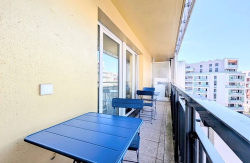 Asnieres-sur-Seine Apartment | Chic and comfortable apart with Parking and Terrace