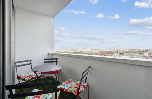 Colombes Apartment | Chic and Spacious Apart With Parking