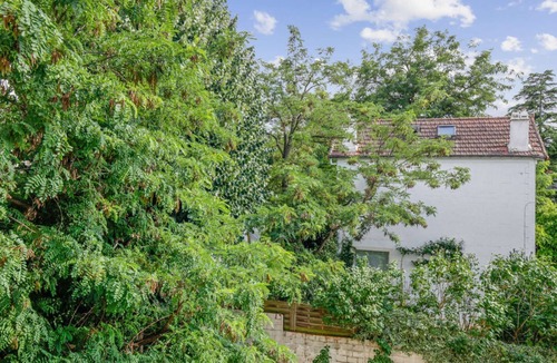 Plateau - Mont-Valerien Apartment | Chic apart near Paris - La Defense