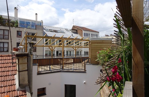Belleville House | Comfortable house for 10 people in Paris, with 3 bathrooms and roof terrace