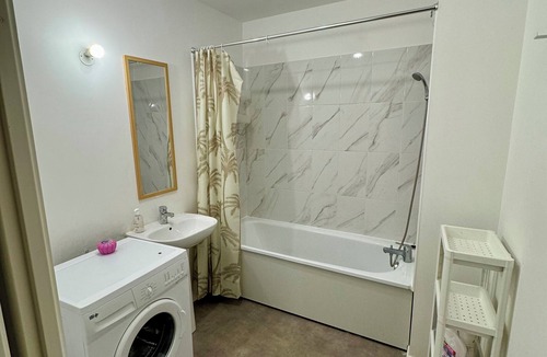 Drancy Apartment | Cosy apartment located in Drancy near Paris/CDG