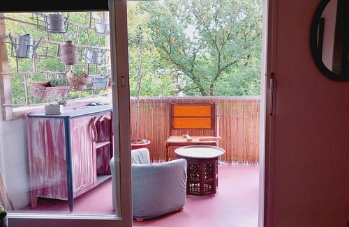 Tremblay-en-France Apartment | Cosy F3 near CDG airport/RER B station (pets welcome)