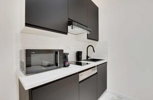 Quartier de la Folie-Mericourt Apartment | Cosy modern flat - 1BR- 4P- Oberkampf