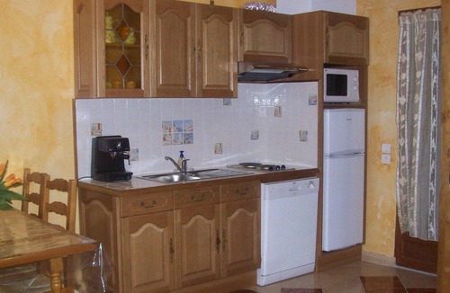 Brou-sur-Chantereine Cottage | Cottage in Vaires-sur-Marne near Forest & Lake