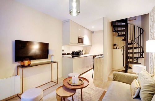 Batignolles Apartment | Cottage with 2 rooms in Batignolles