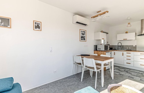 Coupvray Apartment | Cozy apartment in Coupvray with WiFi
