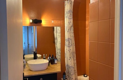 Quartier de la Folie-Mericourt Apartment | Cozy & Chill apartment