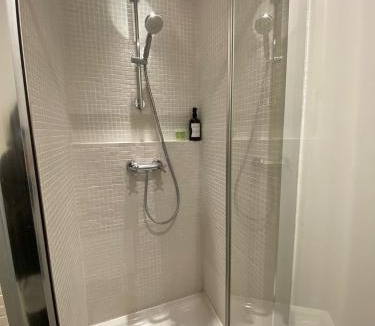 Grenelle Apartment | Cozy studio 10 min from Eiffel Tower Invalides Beaugrenelle
