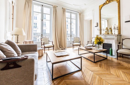 Latin Apartment | Dandelion Pantheon, by Veeve