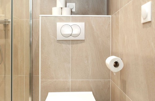 Amerique Apartment | David D Angers 22 - Studio Apartment, Sleeps 2