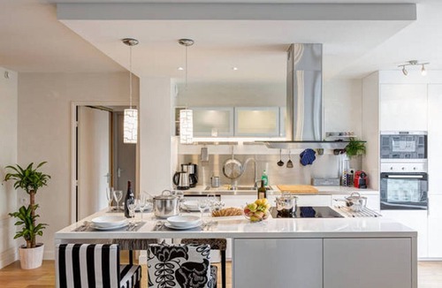 Gambetta Apartment | Design Apartment @ Paris La Defense